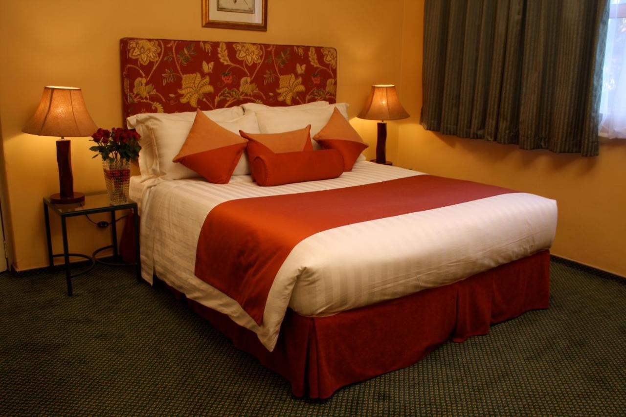 Crossroads Hotel Лилонгве Екстериор снимка