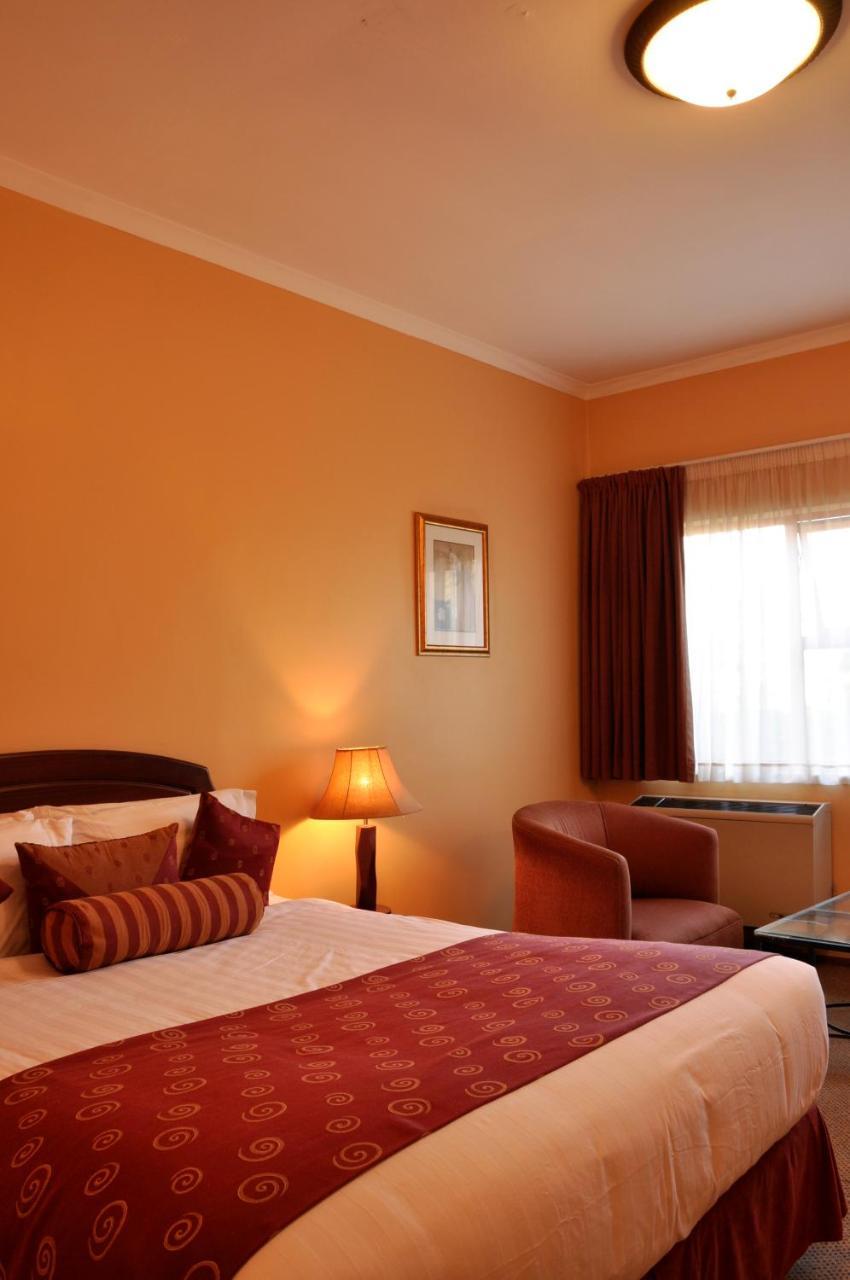 Crossroads Hotel Лилонгве Екстериор снимка